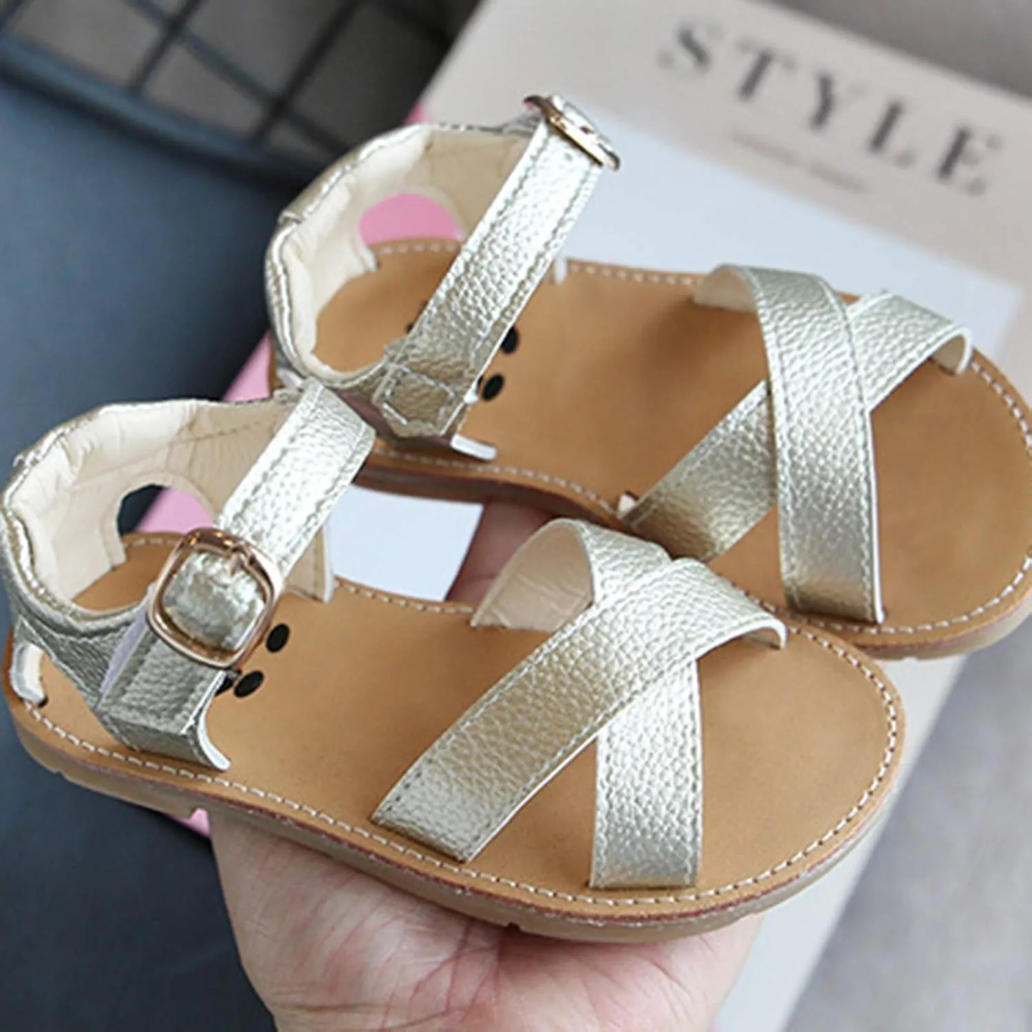 Baby Girls Leather Padded X-Strap Sandals Flat Soft Wide Shoes Toddler Kids Ankle Buckle P𝐞ep Toe Summer Sandals Comfy