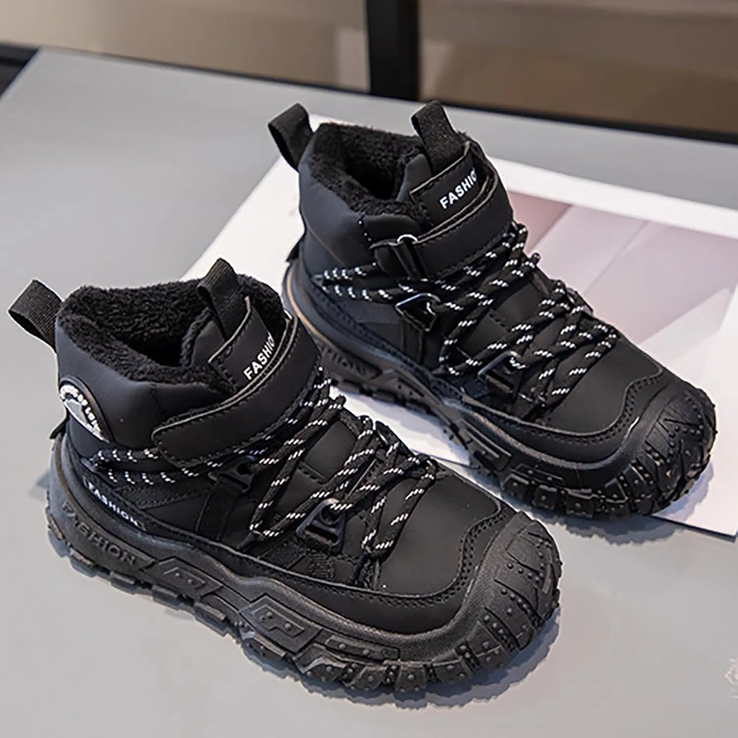 Boys Winter Snow Boots Warm Outdoor Hiking Shoes Kids Girls Anti-Slip Lightweight Fr Lined Ankle Walking Shoes