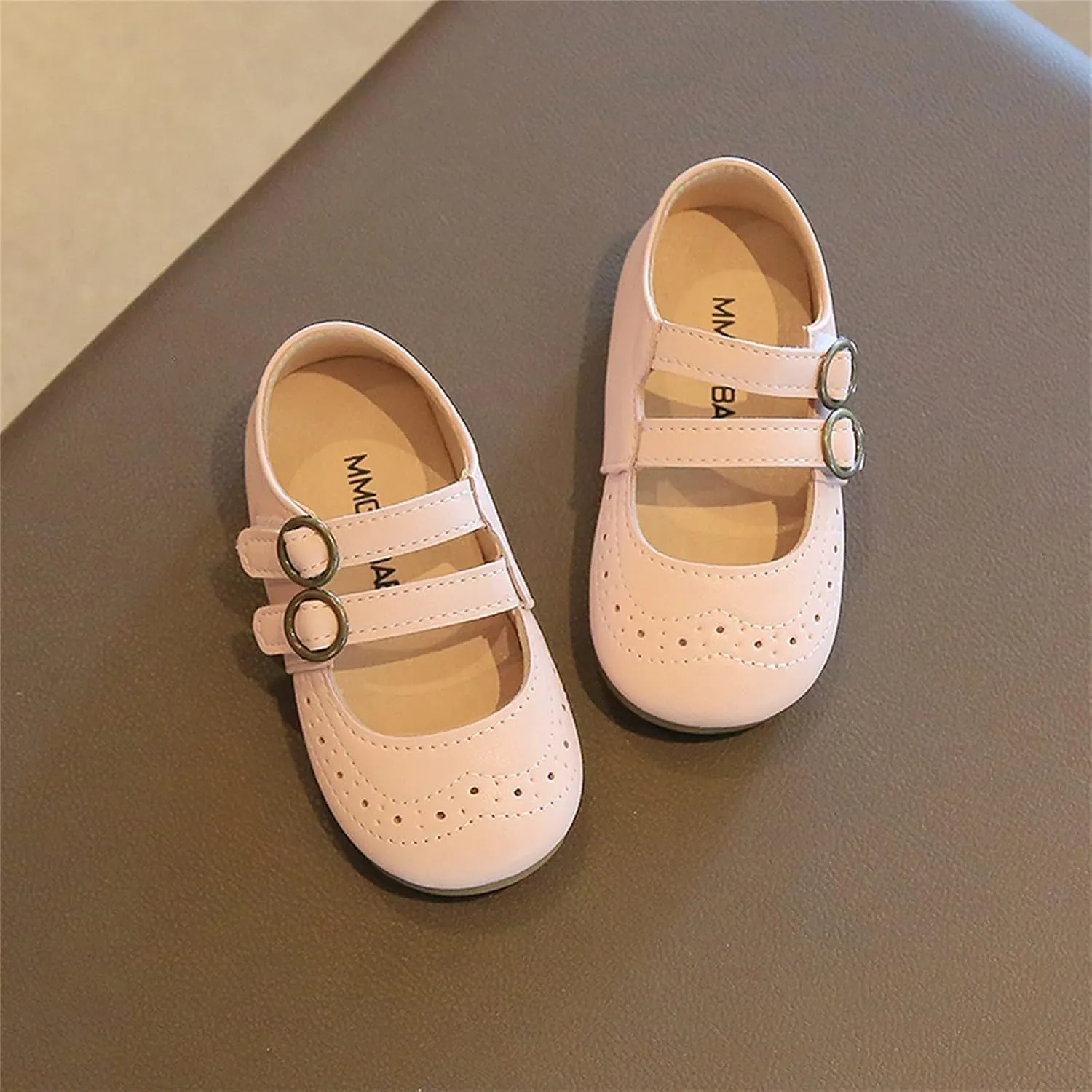 Buckle Shoes Summer And Autumn Girls Boots Cute Flat Hollow Hollow Breathable Comfortable Toddler Shoe Size 4