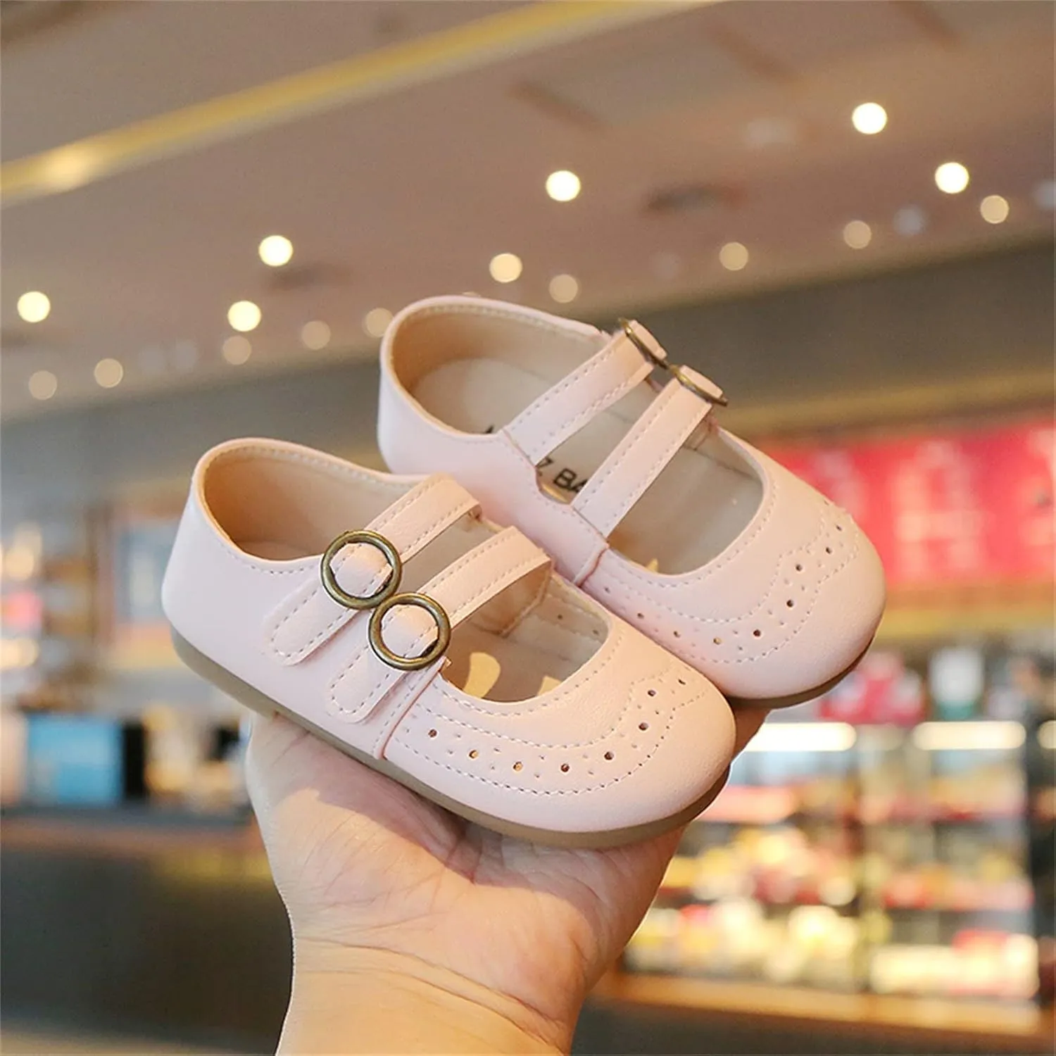 Buckle Shoes Summer And Autumn Girls Boots Cute Flat Hollow Hollow Breathable Comfortable Toddler Shoe Size 4