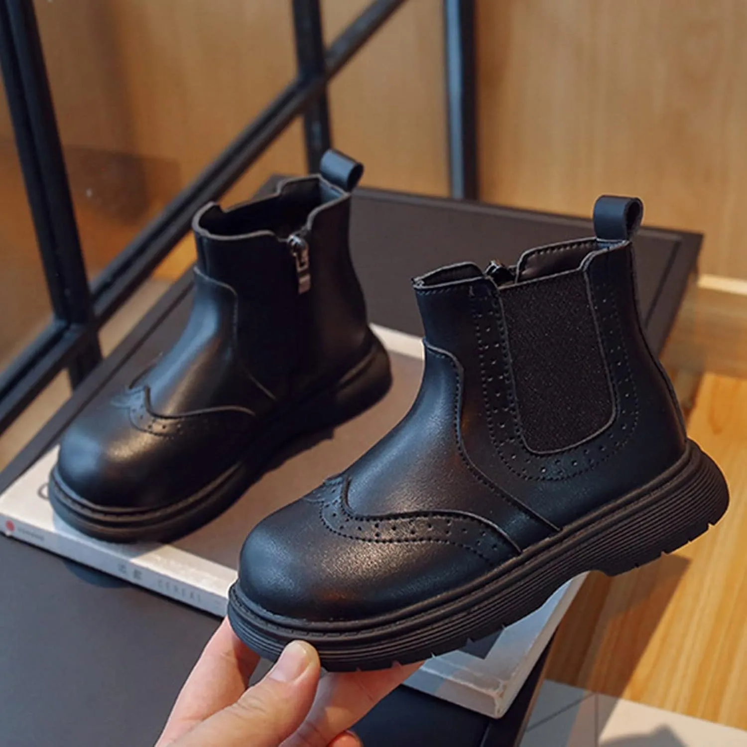 Fashion Autumn and Winter Children Boots Boys and Girls Ankle Boots Thick Soles Non Slip Side Zippers Kids Boots Heel