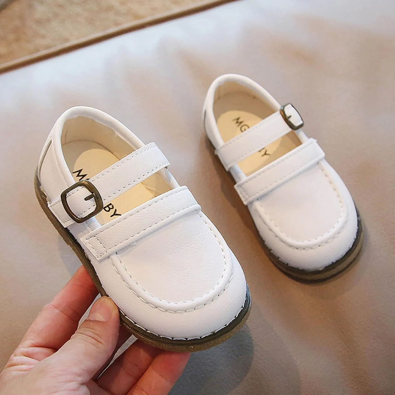 Fashion Autumn Girls Casual Shoes Flat Round Toe Lightweight Solid Color Buckle Dress Shoes Simple Kids Fuzzy Boots