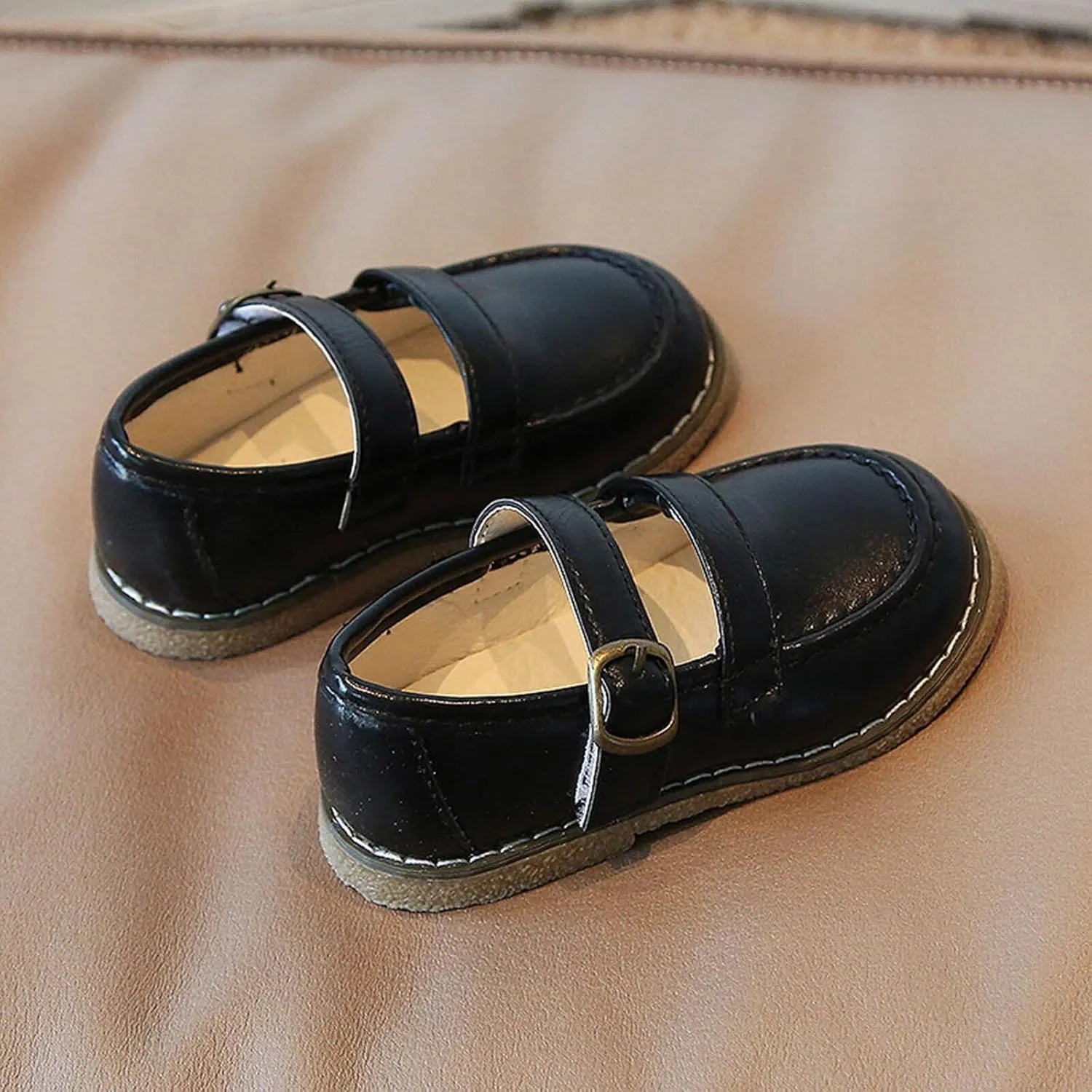 Fashion Autumn Girls Casual Shoes Flat Round Toe Lightweight Solid Color Buckle Dress Shoes Simple Kids Fuzzy Boots
