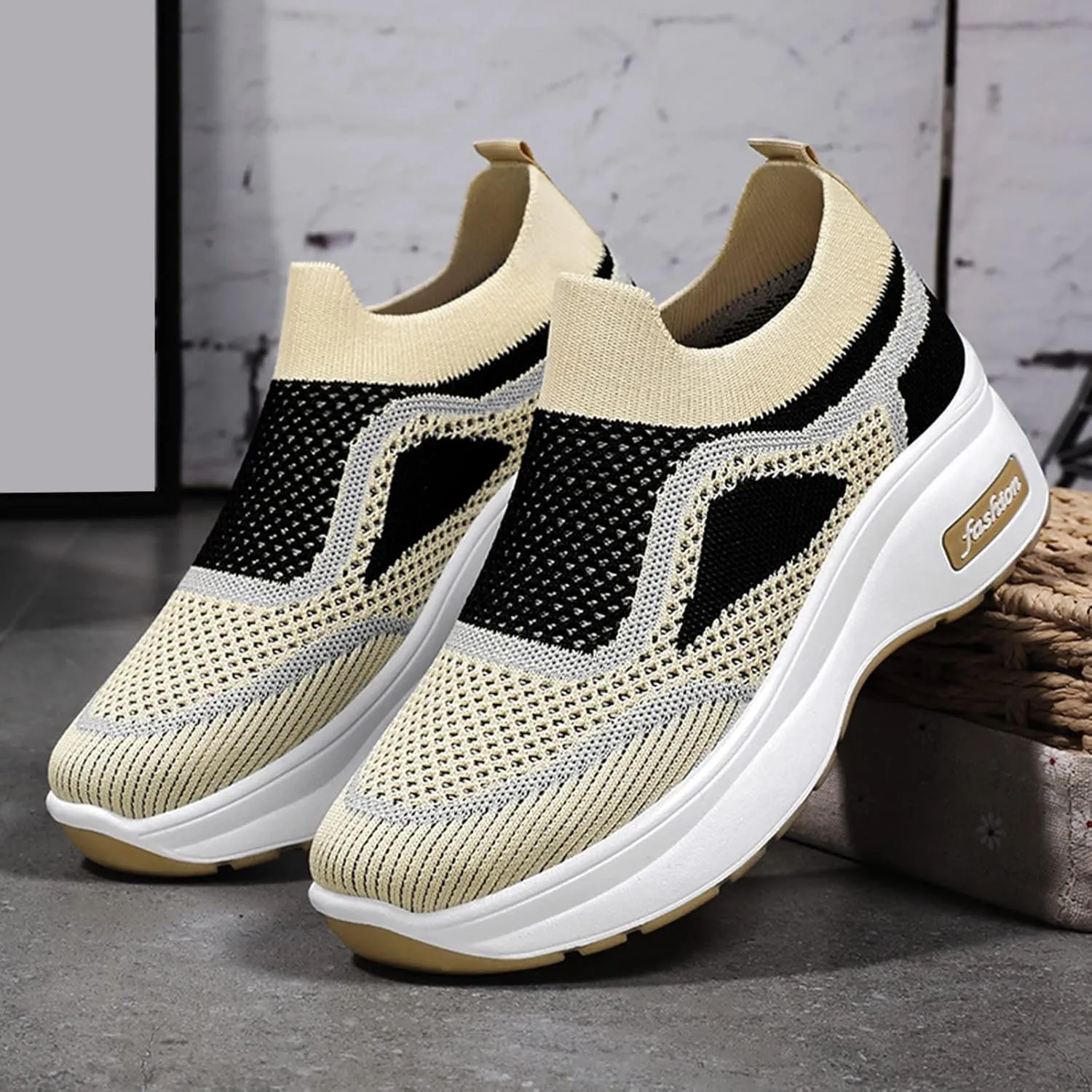 Fashion Spring and Summer Women Sports Shoes Thick Sole Middle Heel Slip Mesh Breathable Colorblock Casual Walling Shoes