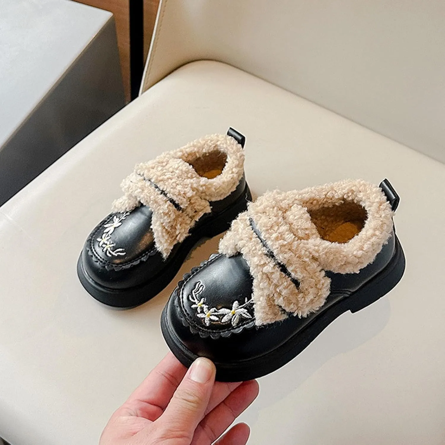 Kids Girls Flower Embroidery Fleece Plush Mary Jane Leather Shoes Chinese Ethnic Fashion Winter Toddler Girls Booties