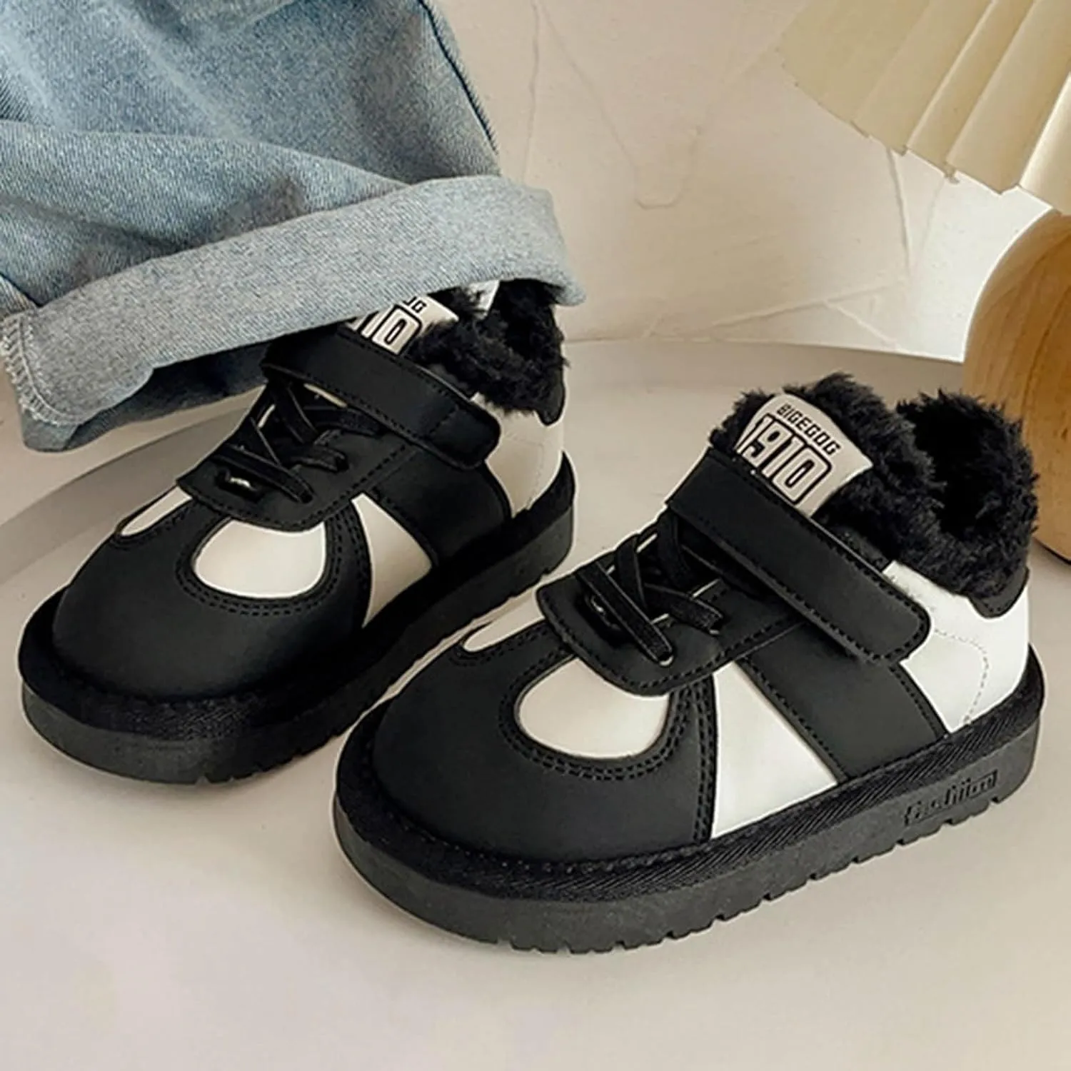 Kids Sneakers for Girls Boys, Comfortable Anti-Collision Non-Slip Stylish Lightweight Platform Athletic Shoes