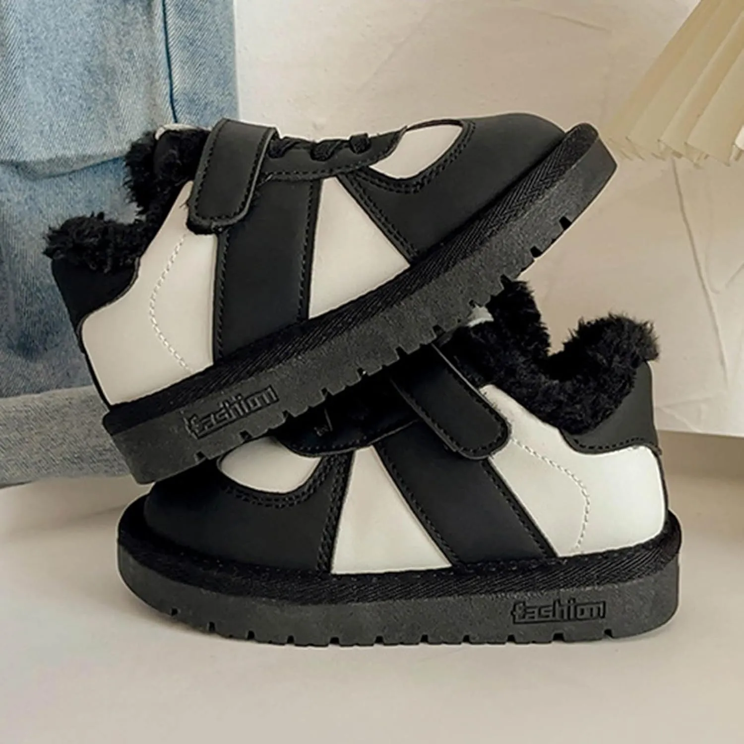 Kids Sneakers for Girls Boys, Comfortable Anti-Collision Non-Slip Stylish Lightweight Platform Athletic Shoes