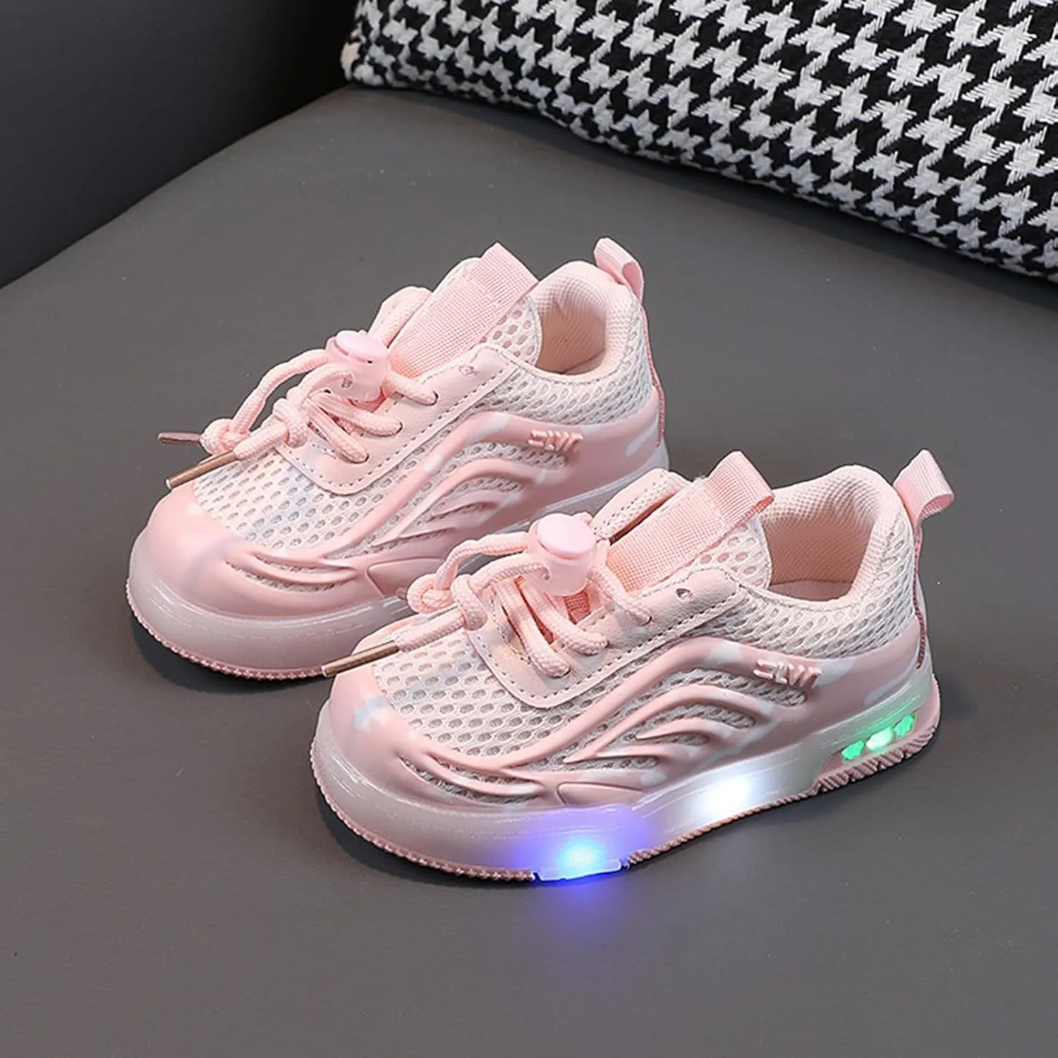Kids Toddler Light Up Flashing Shoes Girls Boys Lightweight Breathable Flat Walking Sneaker Sport Shoes for Kids