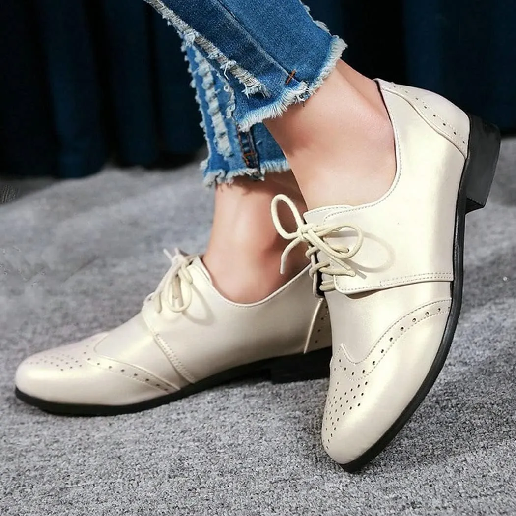 KIKIVIVI Womens Wingtip Oxford Brogue Low Heel Pumps Lace Up Round Toe Shoes