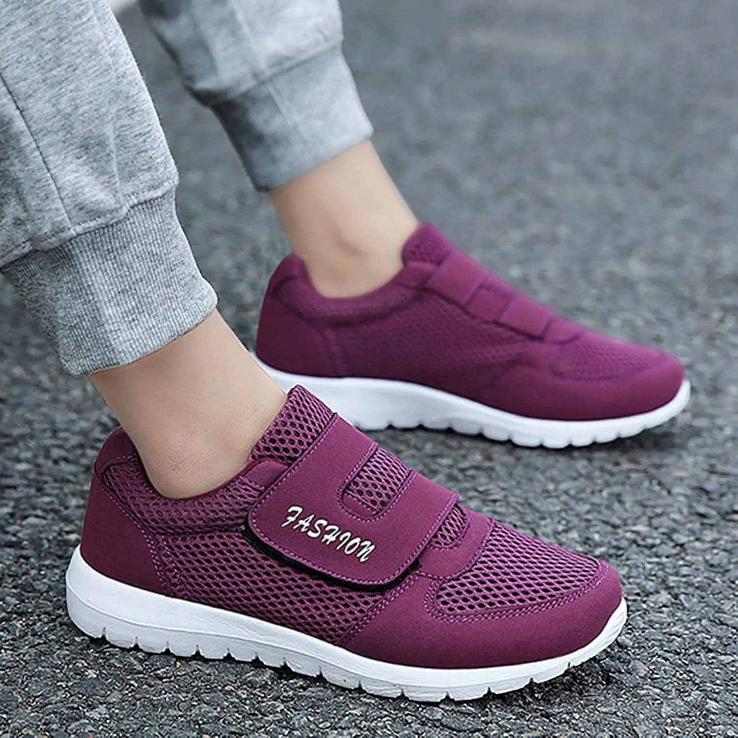 Lightweight Walking Shoes Women's 2023 New Hook Loop Solid Color Fly Woven Mesh Breathable Running Women's