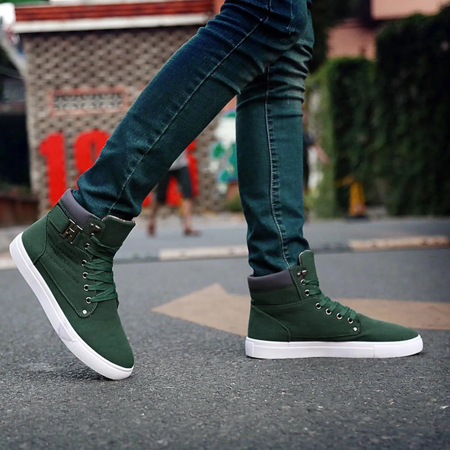 Men's High Top Sneakers Retro Casual Lace Up Sport Shoes Comfort Flat Bottom Walking Boots Outdoor Tall Water Boots Men
