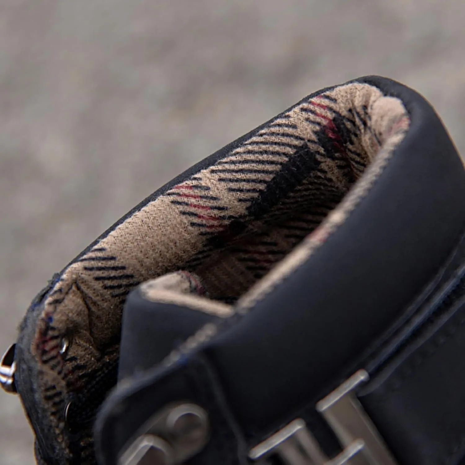 Men's High Top Sneakers Retro Casual Lace Up Sport Shoes Comfort Flat Bottom Walking Boots Outdoor Tall Water Boots Men