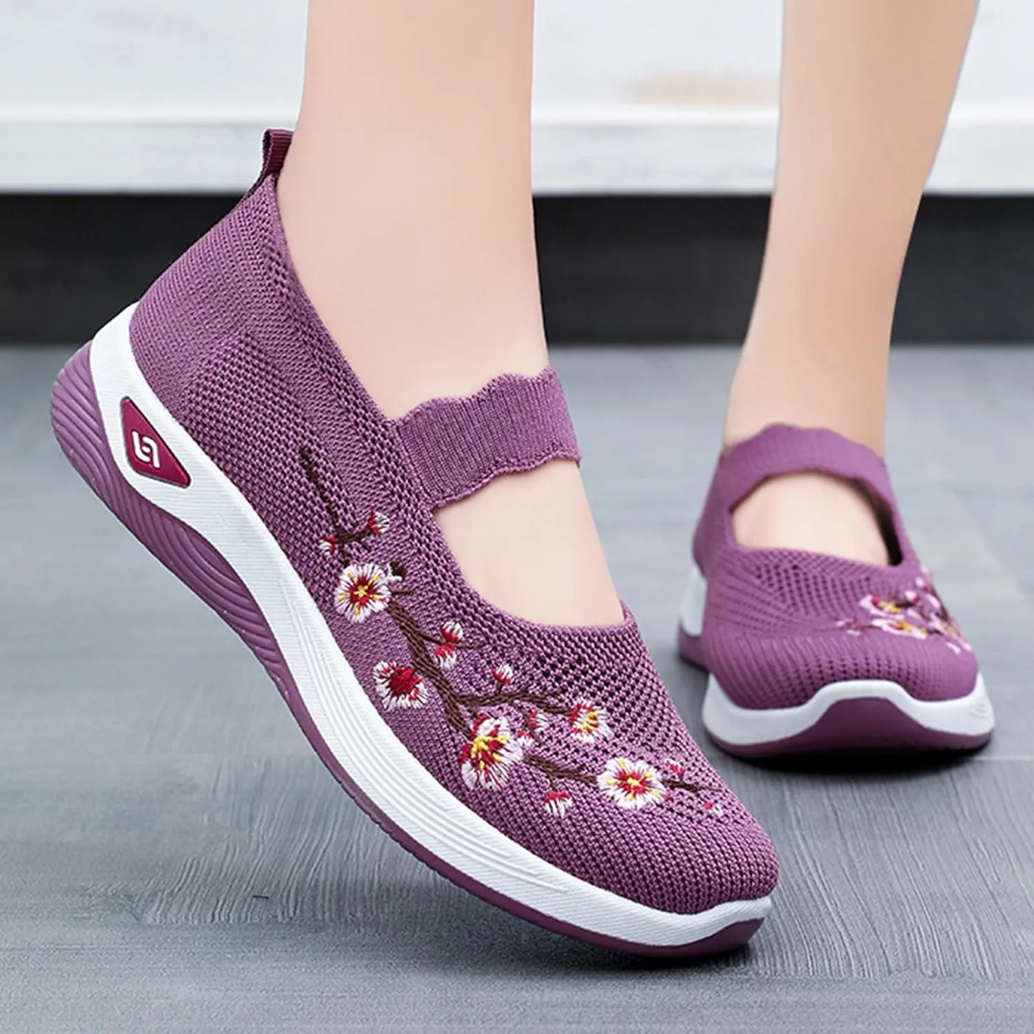 Orthopedic Shoes for Women Flower Embroidered Slip On Casual Woven Flat Loafers Breathable Soft Shoe Diabetic Walking Sneakers Comfortable Non Slip Work Sneaker with Arch Support
