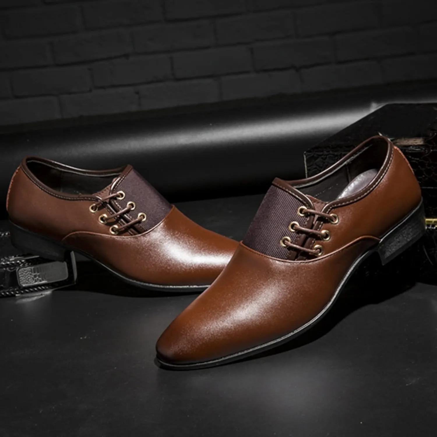 Retro Silp on Oxfords Shoes Men Comfortable Business Formal Shoes Classic Dress Leather Shoe Men Non Slip Low Heel Daily Work Office Leather Shoe Side Lace Oxfords Pointed Toe Suit Footwear