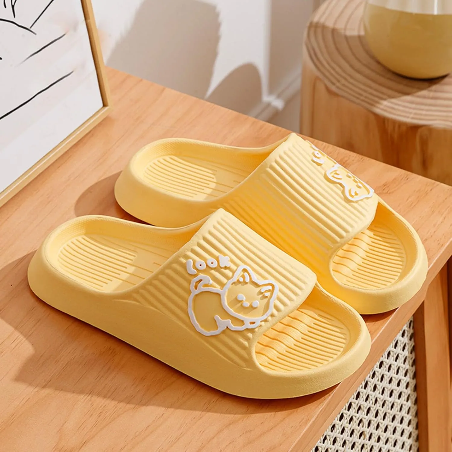 Shower Sandals Men's Athletic Outdoor Sandals Slides Shower Shoes for Living Room Pool Beach Spa Public Showers