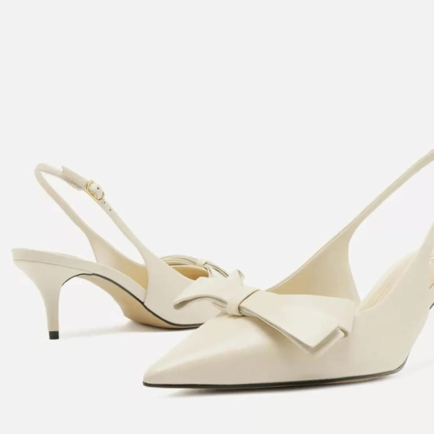Slingback Heels for Women Kitten Heel with Pointed Toe and Bow Detail Trendy and Elegant Flats for a Chic Look
