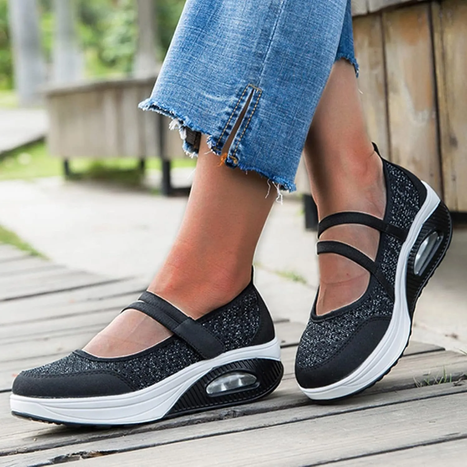 Slip On Breathe Mesh Walking Shoes Lightweight Casual Tennis Shoes Women Fashion Comfort Loafers Shoes Women