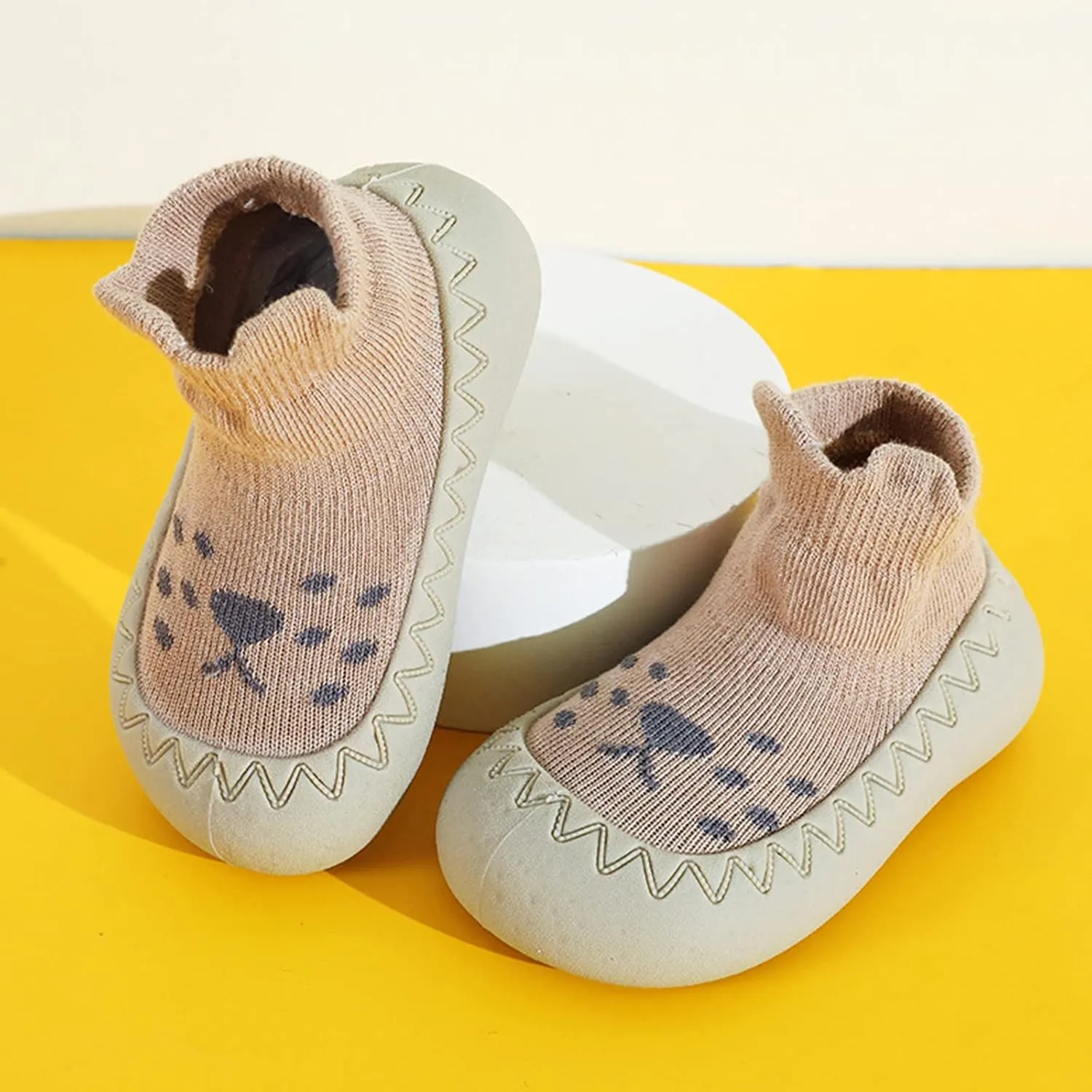 Slip on Shoes for Girls Children Baby Toddler Calling Shoes Non Slip Rubber Sole Baby Sneakers Girl Size 5