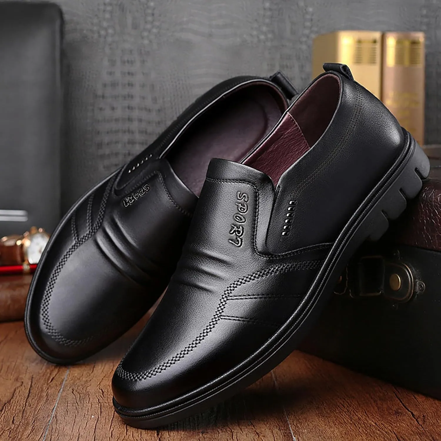 Slip on Walking Shoes for Men Comfortable PU Leather Loafers Memory Foam Breathable Mesh Fashion Sneakers Non Slip Indoor Outdoor Sports Work Shoes for Men