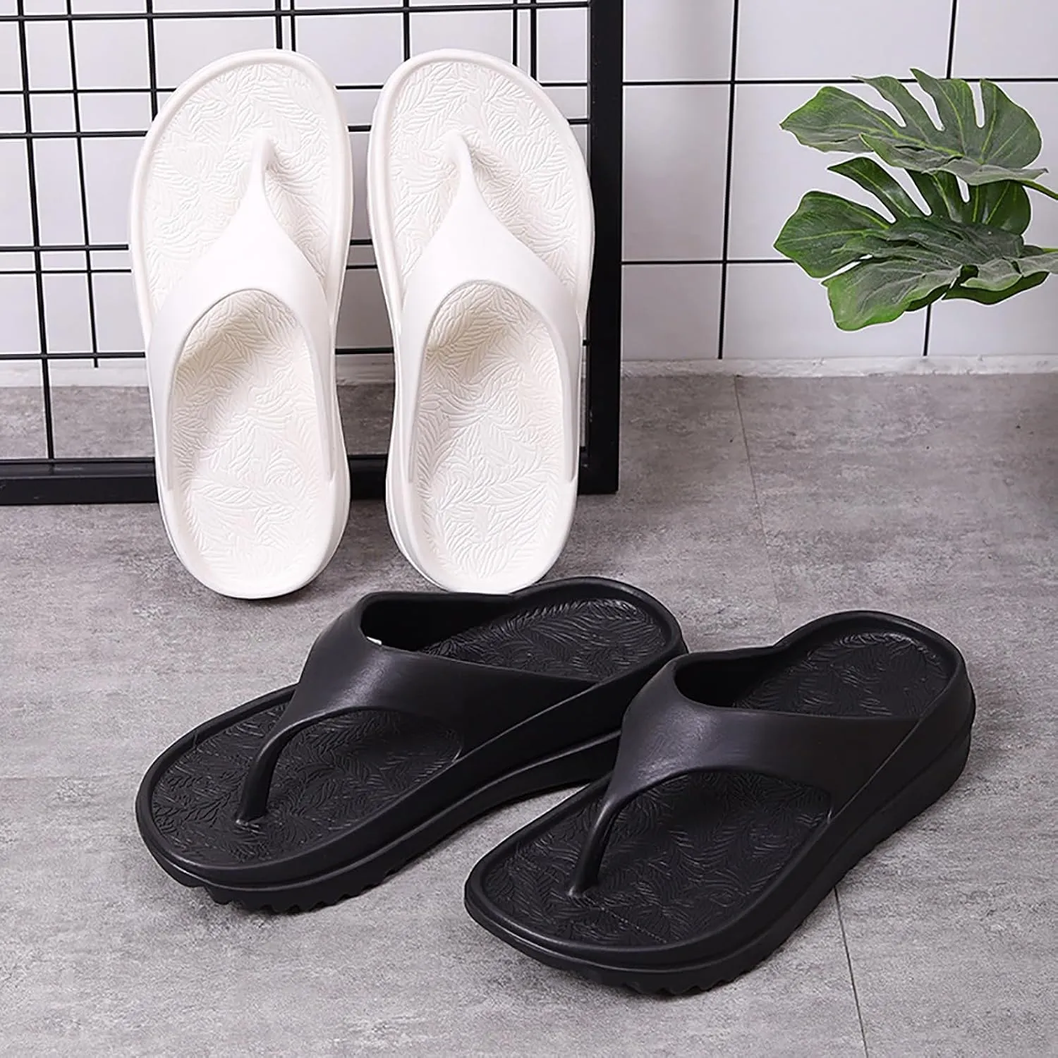 Womens Flip Flops Womens Flat Sandals Open Toe Comfy Slippers Wide Sandal for Women Beach Shoes Women