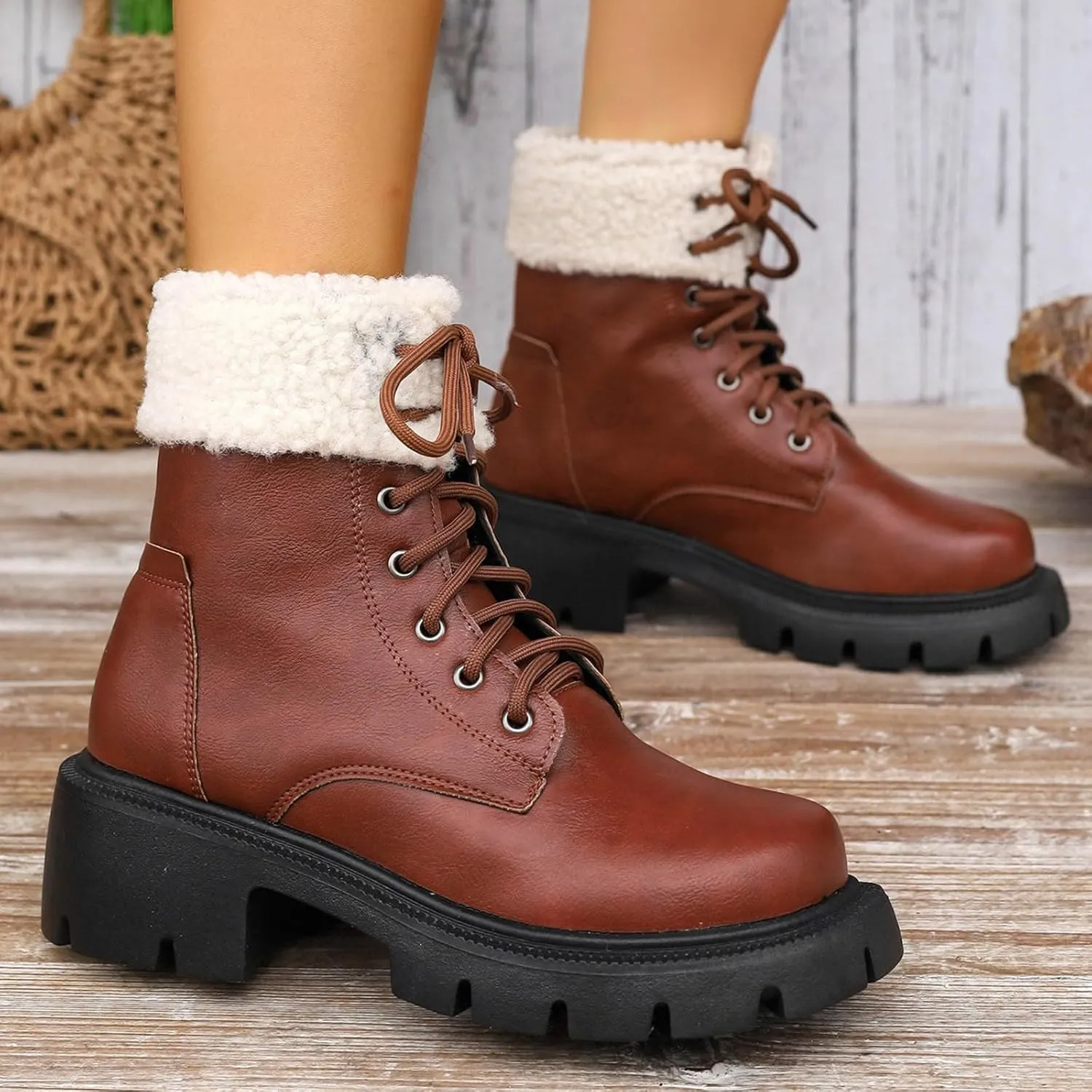 Women's Lace Up Combat Boots Low Heel Ankle Booties Womens Winter Snow Boots Warm Fur Lined Water-resistan Ankle Boots Chunky Block Heel Anti-Slip Leather Boots Platform Lug Sole Chelsea Boots
