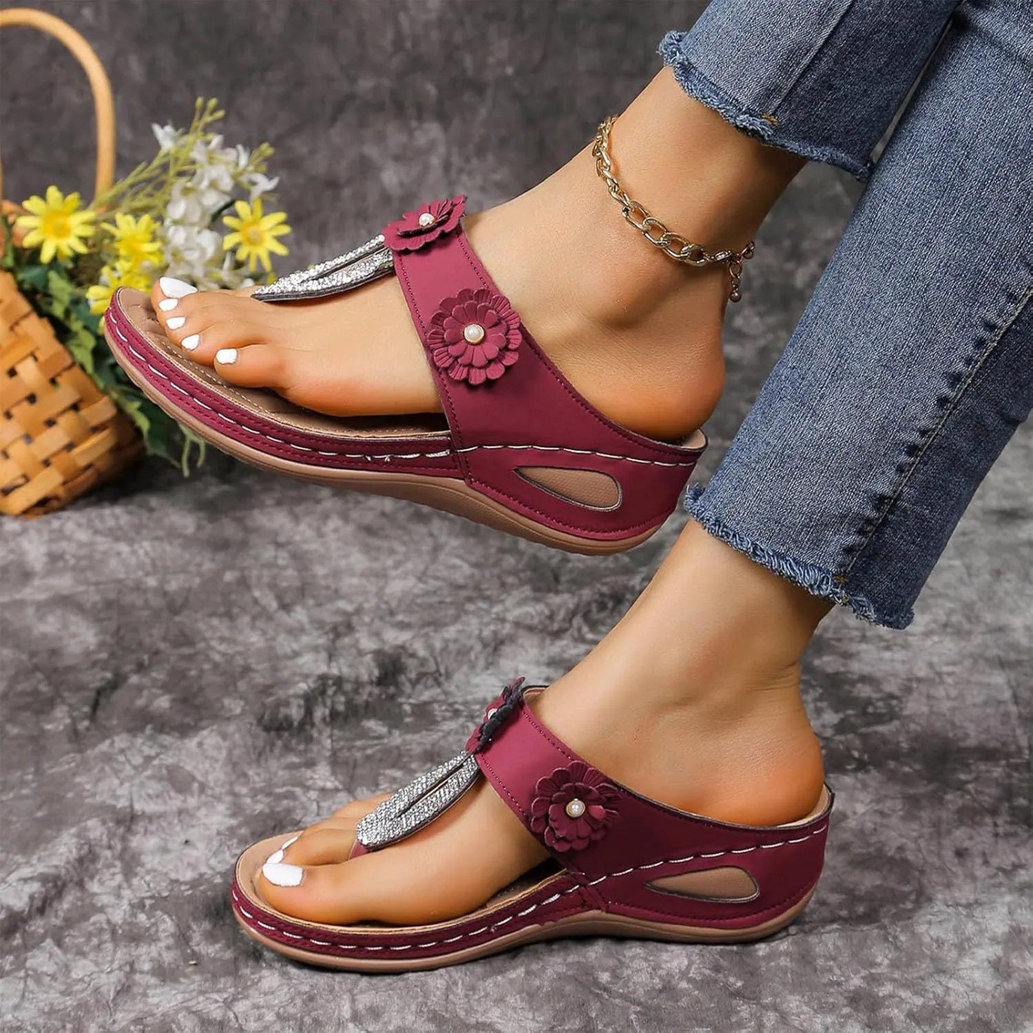 Womens Rhinestones Flip Flops Comfortable Arch Support Beach Sandal Low Wedge Thong Sandals Walking Non-Slip Slides