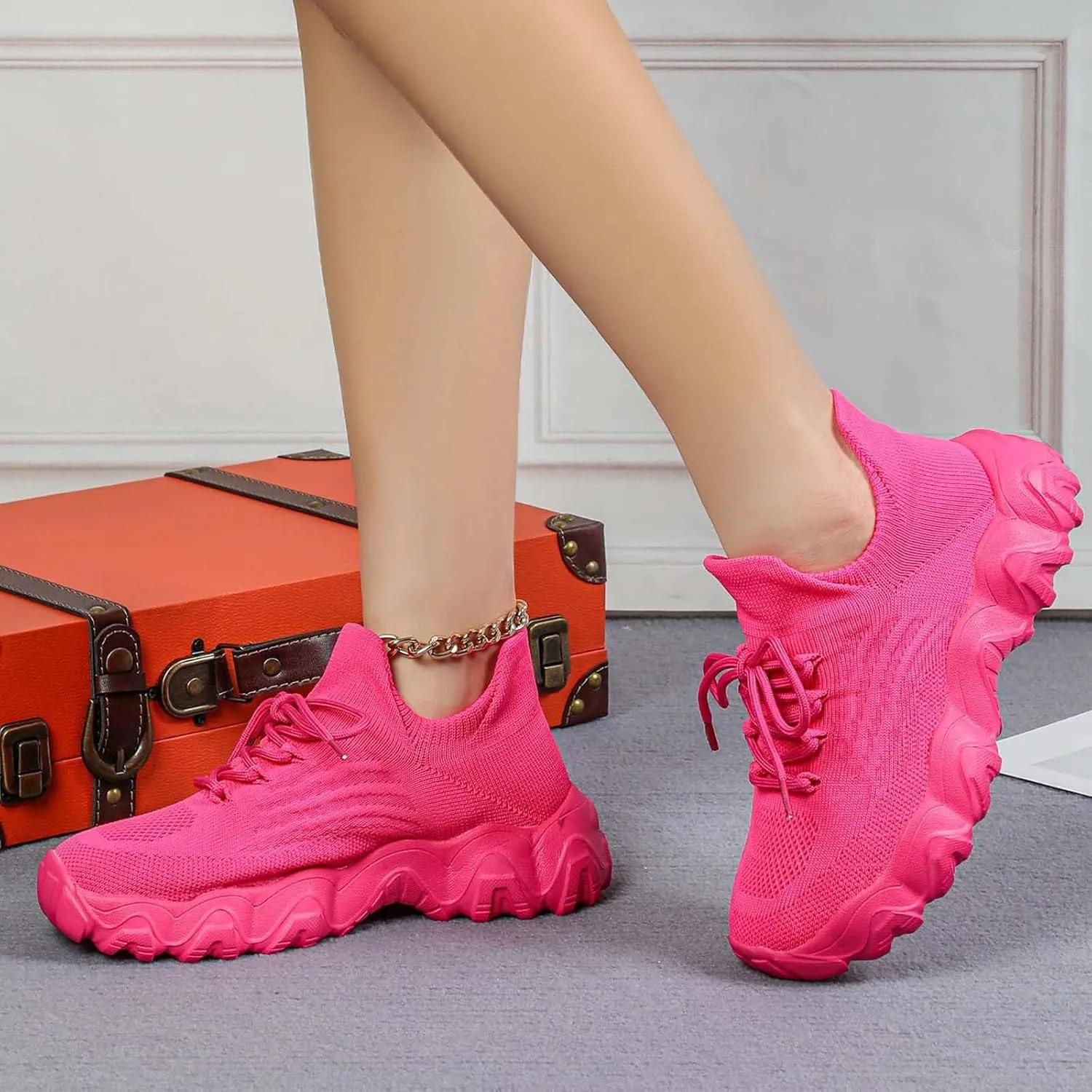 Women's Slip On Walking Shoes Sneakers Women Walking Tennis Shoes Lightweight Casual Sneakers for Gym Travel Work