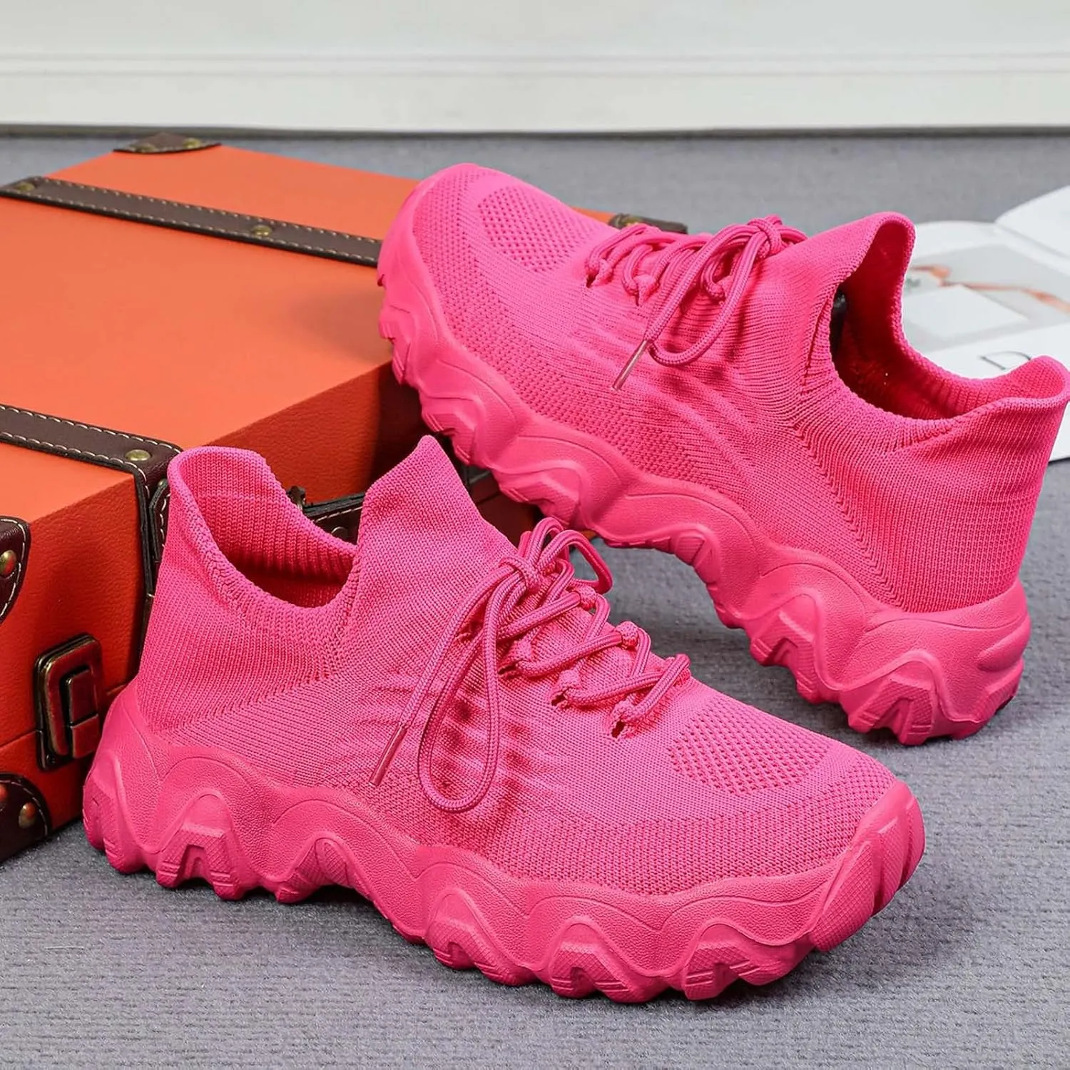 Women's Slip On Walking Shoes Sneakers Women Walking Tennis Shoes Lightweight Casual Sneakers for Gym Travel Work