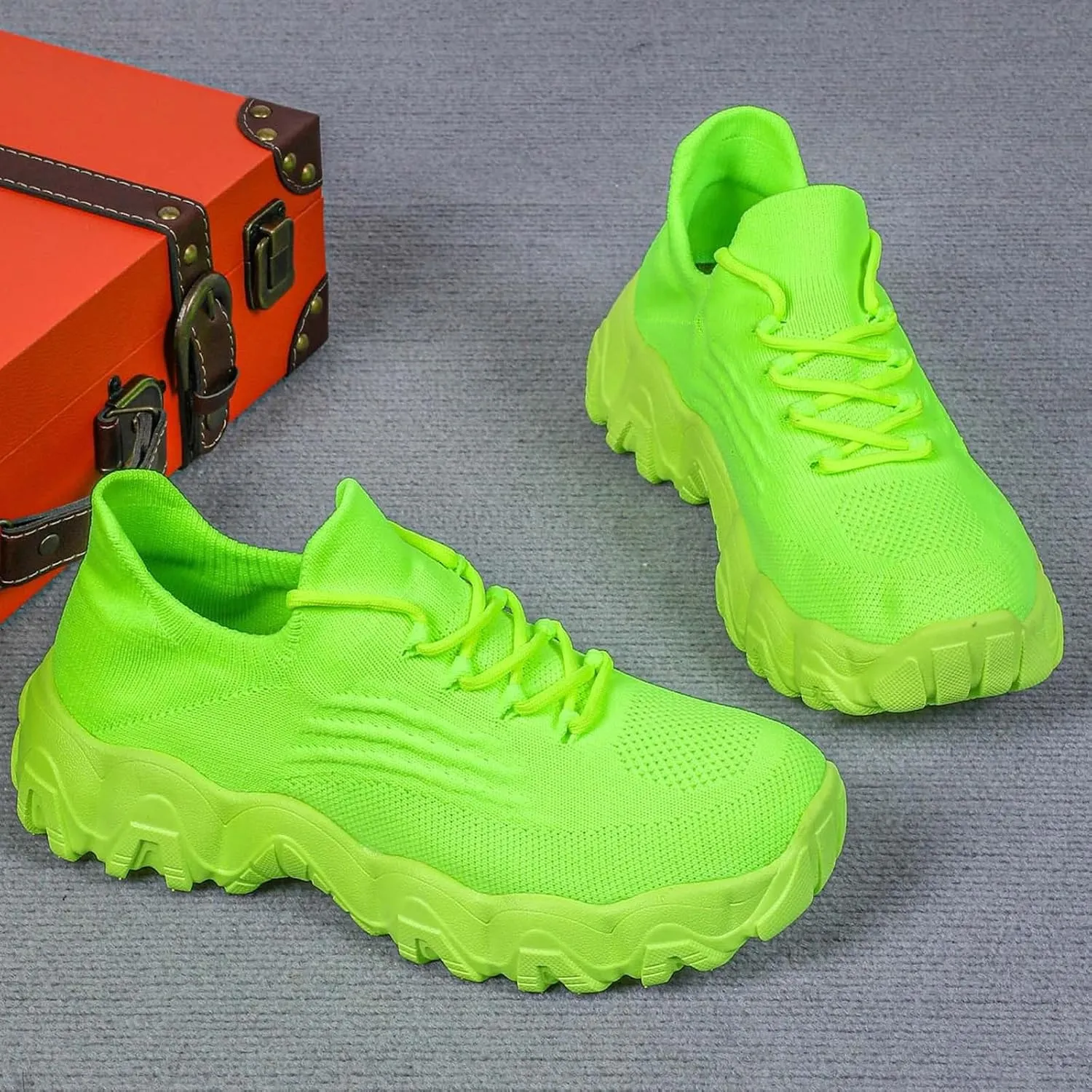 Women's Slip On Walking Shoes Sneakers Women Walking Tennis Shoes Lightweight Casual Sneakers for Gym Travel Work