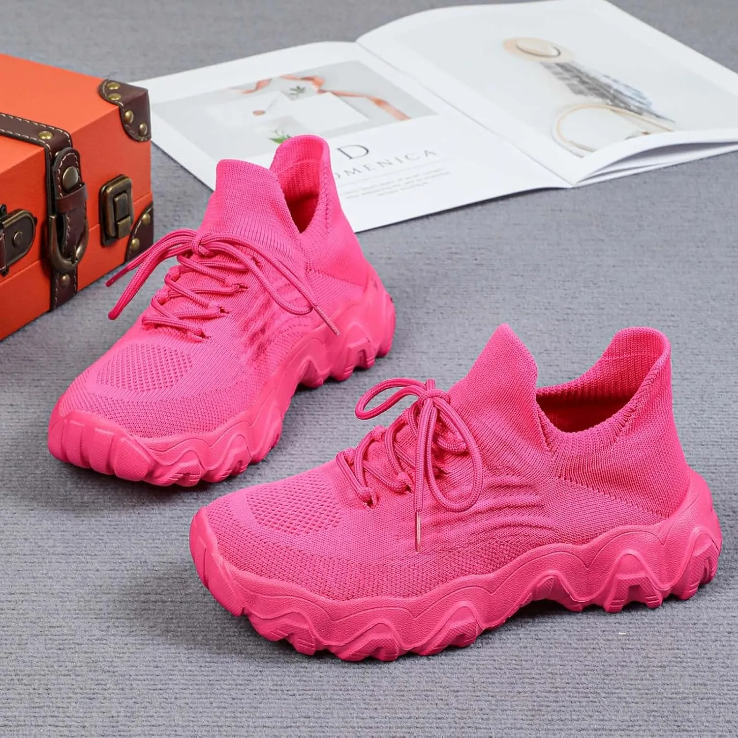 Women's Slip On Walking Shoes Sneakers Women Walking Tennis Shoes Lightweight Casual Sneakers for Gym Travel Work