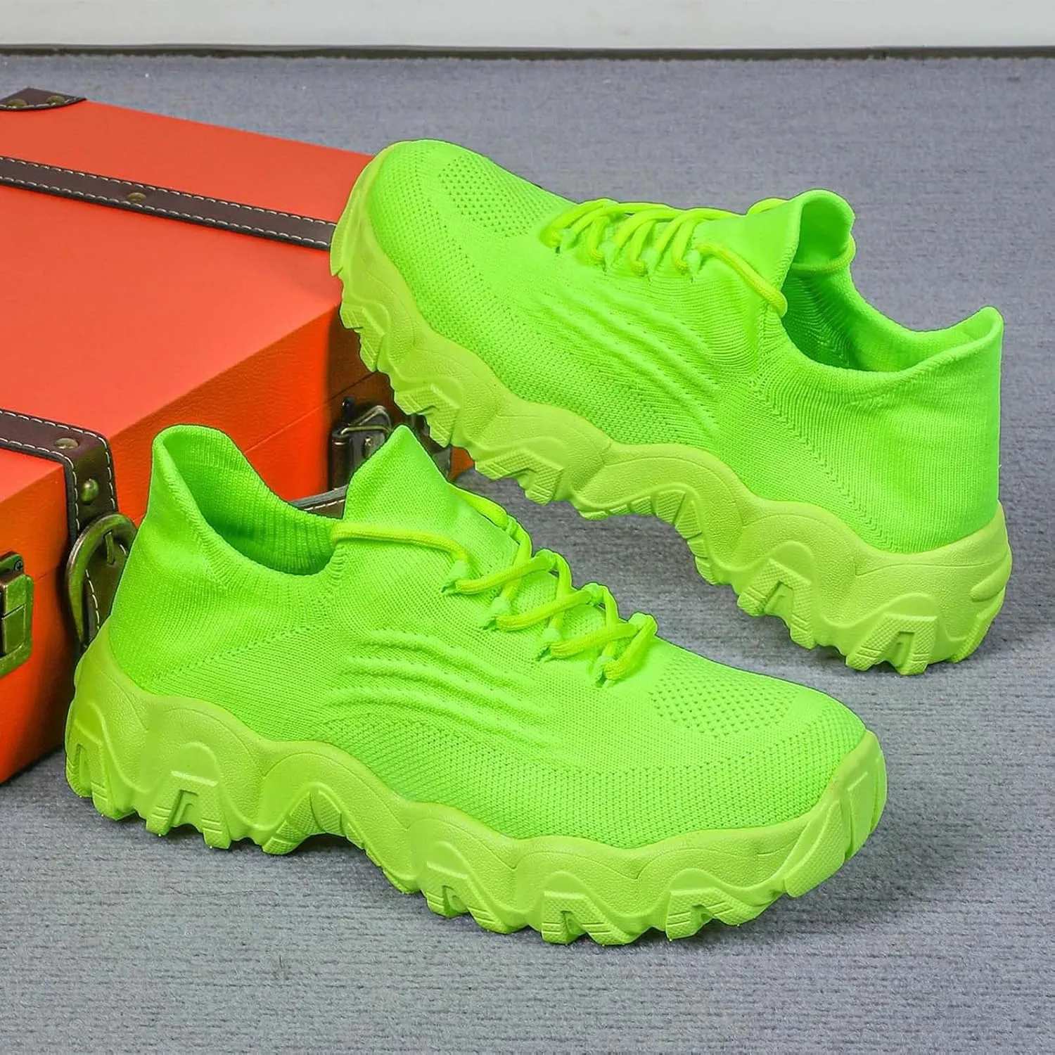 Women's Slip On Walking Shoes Sneakers Women Walking Tennis Shoes Lightweight Casual Sneakers for Gym Travel Work