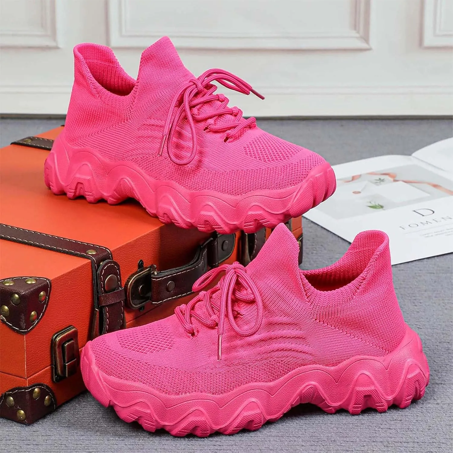 Women's Slip On Walking Shoes Sneakers Women Walking Tennis Shoes Lightweight Casual Sneakers for Gym Travel Work