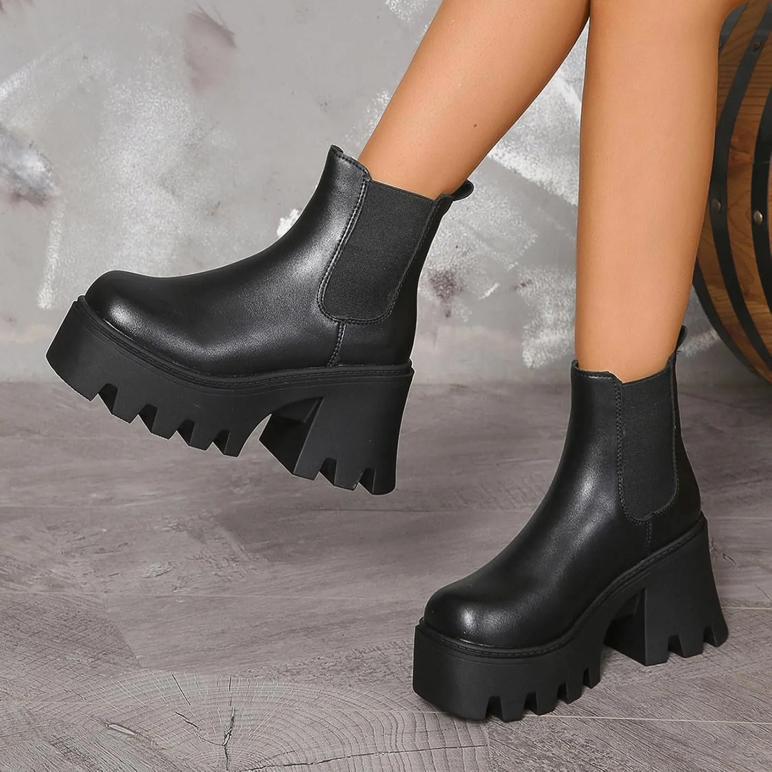Women's Walking Boots Solid Leather Face Thick High Heel Thick Sole Short Boots Lug Sole Women Western Boots Wide Calf